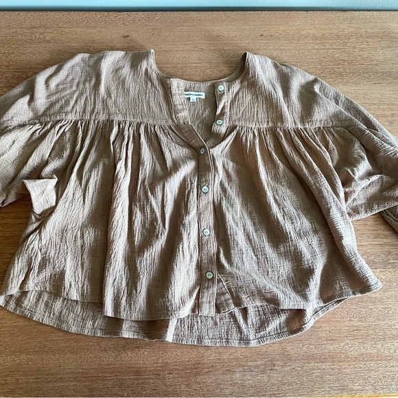 Blue Anemone Fawn Linen Blouse - Picture 6 of 7